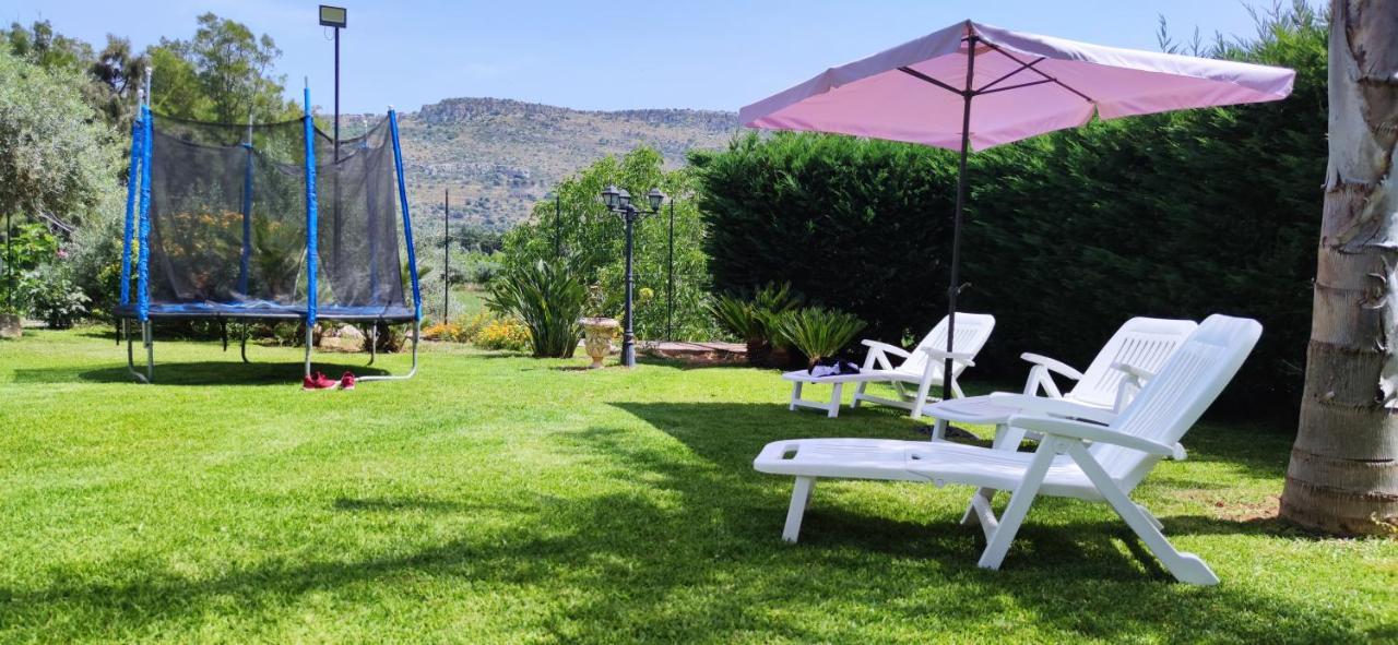 Climiti Holiday House Solarino Eksteriør billede